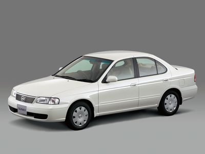 Автостекла Nissan Sunny B15 c установкой в Москве